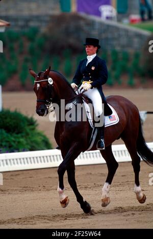 I Giochi olimpici di Atlanta del 1996, Michelle Gibson (USA) riding Peron Foto Stock