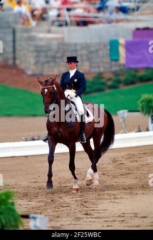 I Giochi olimpici di Atlanta del 1996, Michelle Gibson (USA) riding Peron Foto Stock