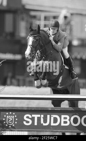 Campionati Europei, Hickstead Agosto 1999, Markus Ehning (GER) di equitazione per piacere Foto Stock