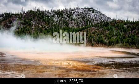 Vista del Grand Prismatic Spring Foto Stock