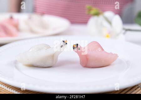 Gnocchi Chinese Har Gao Dim Sum a forma di un cigno Foto Stock