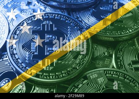 Isole Salomone bandiera bitcoin, bandiera nazionale criptovaluta concetto sfondo nero Foto Stock