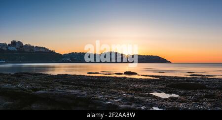 Alba sul Torquay in Devon in Inghilterra in Europa Foto Stock