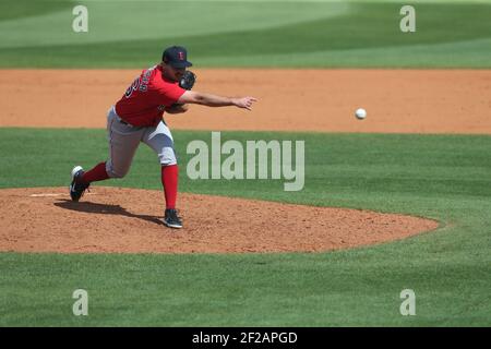 Martedì 9 marzo 2021; Port Charlotte, FL, il lanciatore di rilievo dei Boston Red Sox John Schreiber (46) offre un campo durante una partita di baseball di allenamento primaverile al Charlotte Sports Complex. I Rays hanno battuto i Red Sox 11-3 (Kim Hukari/Image of Sport) Foto Stock