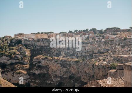 Case scavate nella grotta dei Sassi nell'oldtown di Matera, Basilicata Foto Stock