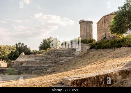 Torre di Velia (Torre di Velia) edificio dei Normanni e la teoria greca della città di Velia nella città campana di Ascea, Italia, Cilento Foto Stock