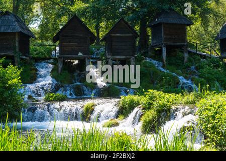 Mulini ad acqua Mlincici vicino a Jajce, Bosnia ed Erzegovina. Foto Stock