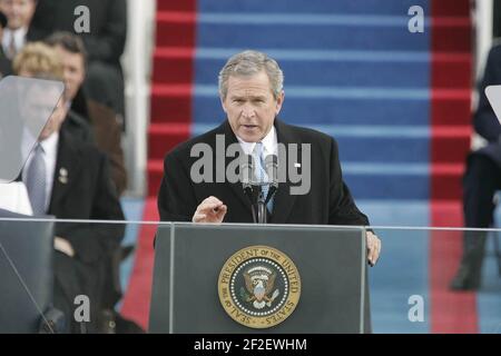 Il presidente George W. Bush consegna il discorso inaugurale. Foto Stock
