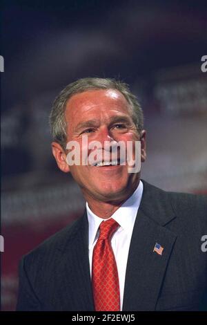 Il presidente George W. Bush consegna commenti a Madison, Mississippi. Foto Stock