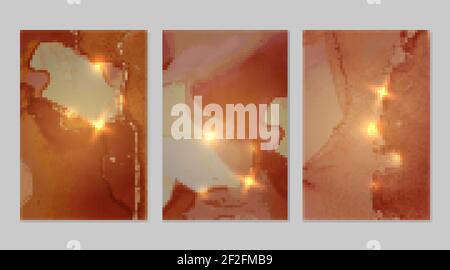 Set in marmo di sfondi dorati e arancioni scuri con texture. Motivo Geode con glitter. Retrogiri vettoriali astratti nella tecnica dell'inchiostro a base di alcol per l'arte fluida. Illustrazione Vettoriale