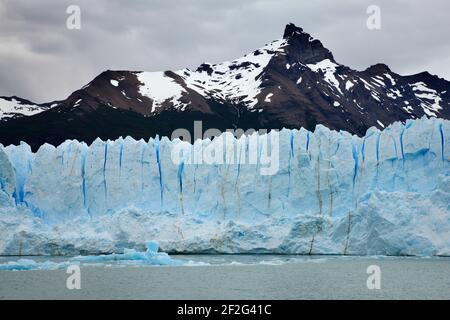 Geografia / viaggio, Argentina, Patagonia, lato nord della parte anteriore del famoso ghiacciaio Perito Moreno, Additional-Rights-Clearance-Info-non-disponibile Foto Stock