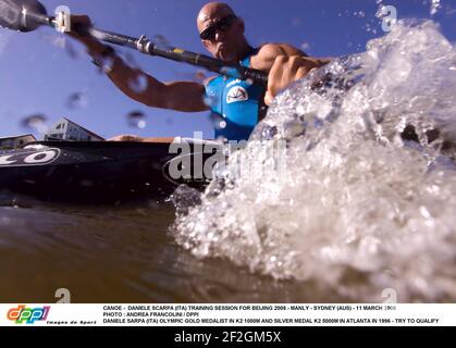 CANOA - DANIELE SCARPA (ITA) SESSIONE DI FORMAZIONE PER PECHINO 2008 - MANLY - SYDNEY (AUS) - 11 MARZO 2008 FOTO : ANDREA FRANCOLINI / DPPI DANIELE SARPA (ITA) MEDAGLIA D'ORO OLIMPICA K2 1000M E MEDAGLIA D'ARGENTO K2 5000M AD ATLANTA NEL 1996 - PROVA A QUALIFICARE I GIOCHI DI PECHINO A 44 ANNI Foto Stock