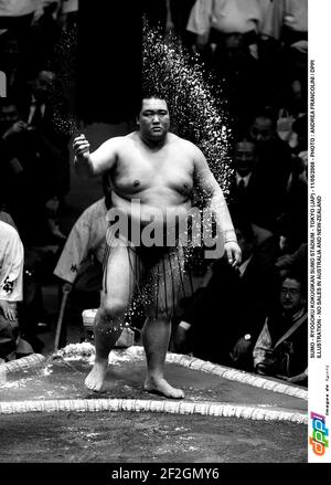 SUMO - STADIO RYOGOKU KOKUGIKAN SUMO - TOKYO (JAP) - 11/05/2008 - FOTO : ANDREA FRANCOLINI / DPPI ILLUSTRAZIONE - NESSUNA VENDITA IN AUSTRALIA E NUOVA ZELANDA Foto Stock