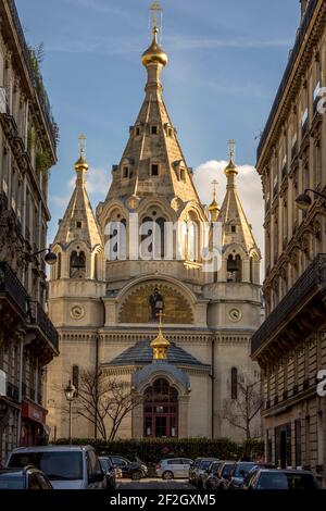 Parigi, Francia - il 19 febbraio 2021: La Cattedrale Alexander Nevsky è una chiesa cattedrale ortodossa russa situata nell'8° arrondissement di Parigi. IO Foto Stock