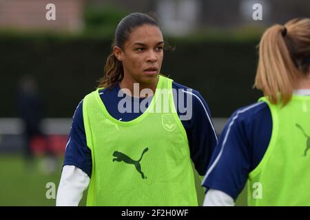 Estelle Cascarino di Girondins de Bordeaux si riscalda in vista della partita di calcio femminile D1 Arkema tra Fleury 91 FC e Girondins de Bordeaux l'8 febbraio 2020 allo stadio Auguste Gentelet di Fleury Merogis, Francia - Foto Melanie Laurent / A2M Sport Consulting / DPPI Foto Stock