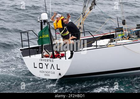 VELA - ROLEX SYDNEY TO HOBART 2010 - START - SYDNEY (AUS) - 26/12/2010 - PHOTO : ANDREA FRANCOLINI / DPPI - LEALE Foto Stock