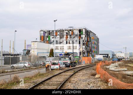 Milioni di siti web offline dopo il fuoco presso i servizi cloud francesi Azienda OVH Cloud a Strasburgo, Francia Foto Stock
