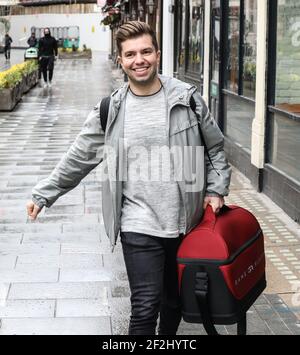 Londra, Regno Unito. 12 marzo 2021. Sonny Jay ha visto partire dal suo show FM Capital presso i Global radio Studios di Londra. Credit: SOPA Images Limited/Alamy Live News Foto Stock