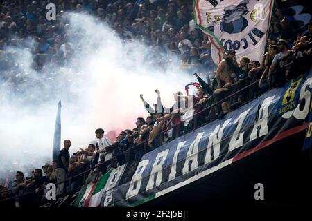 Tifosi dell'Inter Milan durante il campionato italiano Serie A Football Match tra FC Inter Milan e AC Milan il 15 ottobre 2017 a Giuseppe Meazza a Milano - Foto Morgese - Rossini / DPPI Foto Stock