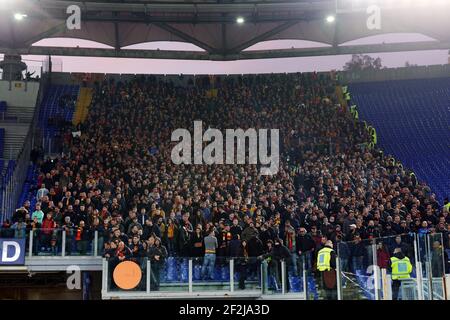 Tifosi leccesi durante il campionato italiano Serie A Football Match tra ROMA E US Lecce il 23 febbraio 2020 allo Stadio Olimpico di Roma - Foto Federico Proietti / DPPI Foto Stock