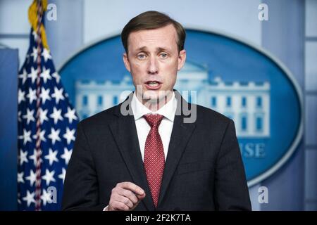 Jake Sullivan, consulente nazionale per la sicurezza, ha tenuto un briefing alla Casa Bianca di Washington, DC, USA, il 11 marzo 2021. Foto Stock