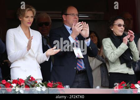 La principessa Charlene di Monaco, il Principe Alberto II di Monaco e Elisabeth-Anne de Massy (da L a R) partecipano alla finale durante l'ATP Monte-Carlo Rolex Masters 2014 di Monaco, il 20 aprile 2014. Photo Manuel Blondau / AOP PRESS / DPPI Foto Stock