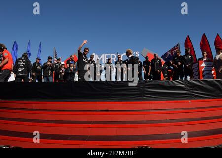 Defender Oracle Team USA ha vinto la coppa 9-8 contro il Challenger Emirates Team New Zealand durante l'ultimo giorno della America's Cup 34 a San Francisco (West USA), 25 settembre 2013 - Foto : Christophe Favreau / DPPI - equipaggio ETNZ con Dean Barker / Skipper Foto Stock