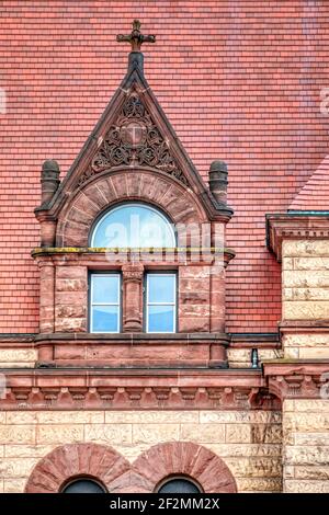 Il municipio di Cincinnati, sede del governo comunale, è stato costruito nel 1894 e progettato da Samuel Hannaford & Sons in stile romanico Richardson. Foto Stock