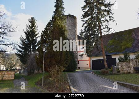 Torre rotonda tardo medievale (13 ° secolo). Obernau - Rottenburg am Neckar, Baden-Württtmberg, Germania. Foto Stock