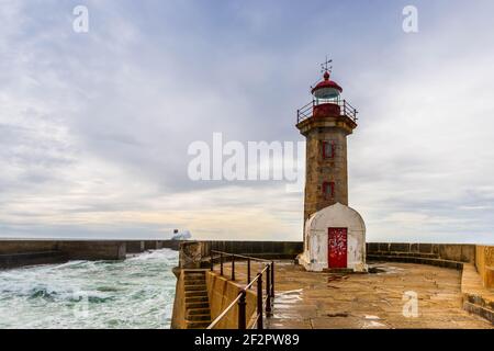 Faro di Felgueiras vicino a Porto in Portogallo Foto Stock