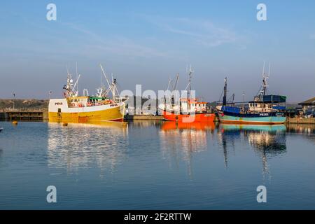 Padstow Porto barche da pesca Cornwall, Regno Unito Foto Stock