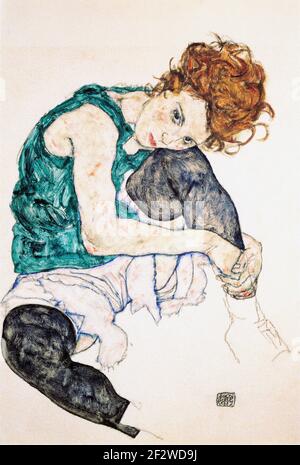 Schiele. Pittura intitolata “Donna seduta con ginocchia piegate” di Egon Schiele, gouache su carta, 1917 Foto Stock