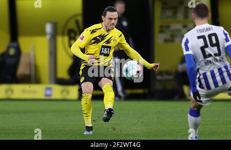 Dortmund, Germania. 13 Marzo 2021. Primo: 13.03.2021, Calcio: Calcio: 1 Bundesliga, stagione 2020/21 BVB, Borussia Dortmund - Hertha BSC Berlin Nico Schulz, azione individuale Credit: Jurgen Fromme/primo Sportphoto/pool | usage worldwide/dpa/Alamy Live News Foto Stock