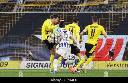 Dortmund, Germania. 13 Marzo 2021. Primo: 13.03.2021, Calcio: Calcio: 1 Bundesliga, stagione 2020/21 BVB, Borussia Dortmund - Hertha BSC Berlin Mats Hummels, possible, Injury Credit: Jurgen Fromme/primo Sportphoto/pool | usage worldwide/dpa/Alamy Live News Foto Stock