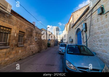 gerusalemme-israele. 05-03-2021. Case antiche e storiche nel famoso quartiere di Nachlaot Foto Stock