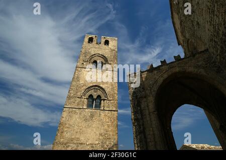 Chiesa cattolica medievel (XIV secolo). Chiesa Matrice a Erice, Sicilia. Foto Stock