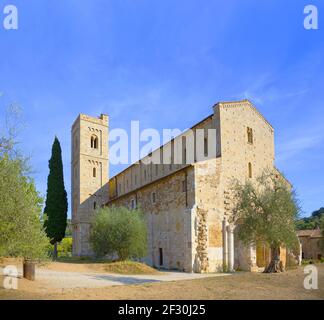 Attrazioni in Toscana: Abbazia di SantAntimo. Italia. Foto Stock