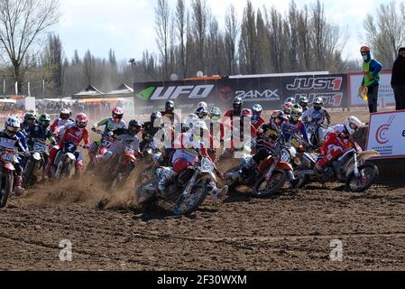 Pista Tazio Nuvolari, Mantova, Italia. 14 Marzo 2021. Inizio della gara MX2 a Mantova durante MX internazionali d'Italia 2021 - MX2 Categoria, motocross - Foto Roberto Tommasini/LM Credit: LiveMedia/Alamy Live News Foto Stock