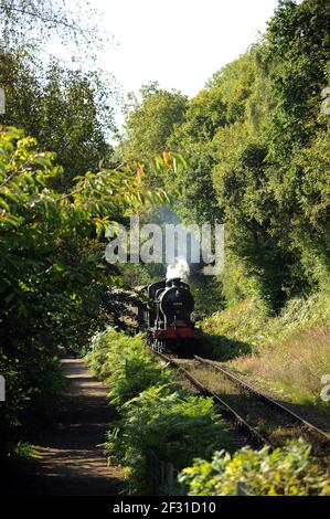 '43924' si avvicina a Hampton Loade con un servizio di Kidderminster Town - Bridgnorth. Foto Stock