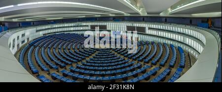 Strasburgo, Francia, 22 settembre 2020: Sala assembleata dell'Emiciclo dell'edificio del parlamento europeo a Strasburgo, Francia Foto Stock