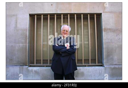 Jacques Morillon membro del Comitato Internazionale della Croce Rossa, amico e visitatore di Nelson Mandela durante i suoi anni nelle prigioni sudafricane.pic David Sandison 10/7/2003 Foto Stock