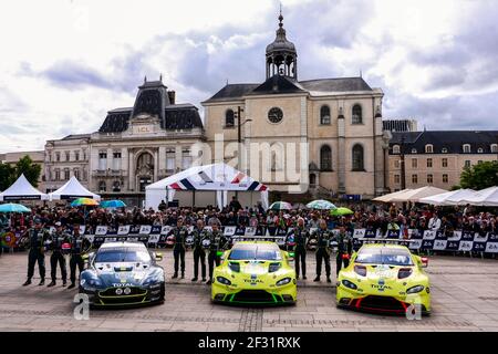 98 DALLA LANA Paul (CAN), LAMY Pedro (prt), LAUDA Mathias (aut), Aston Martin Vantage team Aston Martin Racing, 97 LYNN Alexander (gbr), MARTIN Maxime (bel), ADAM Jonathan (gbr), Aston Martin Vantage team Aston Martin Racing, E 95 THIIM Nicki (dnk), SORENSEN Marco (dnk), TURNER Darren (GBR), Aston Martin Vantage team Aston Martin Racing, foto di squadra durante la 24 le Mans pesage 2019 ore, il 9 al 10 giugno sul circuito di le Mans, Francia - Foto Xavi Bonilla/DPPI Foto Stock