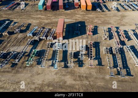 Detroit, Michigan - telaio per la spedizione di container presso un terminal intermodale del sud di Norfolk. Foto Stock