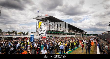 Tifosi sostenitori spettatori pubblici durante la gara 24 le Mans 2019 ore, dal 15 al 16 giugno sul circuito di le Mans, Francia - Foto Francois Flamand / DPPI Foto Stock