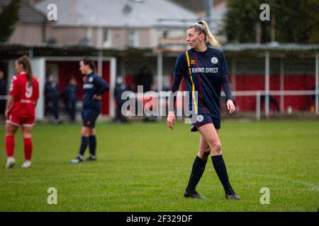 Briton Ferry Llansawel contro Cardiff si è riunito a Old Road nella Premier Women's League il 14 marzo 2021. Credito: Lewis Mitchell/YCPD Foto Stock