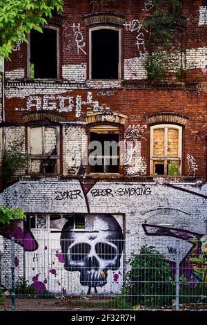 Intorno a Berlino - arte graffiti adiacente al fiume Sprea, Berlino Foto Stock