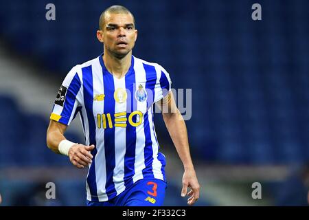 14 marzo 2021; Stadio Dragao, Porto, Portogallo; Campionato Portoghese 2020/2021, FC Porto contro Pacos de Ferreira; Pepe di FC Porto Foto Stock