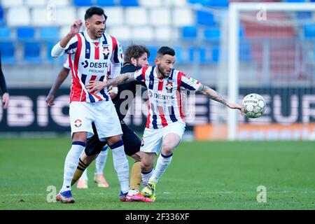 TILBURG, PAESI BASSI - MARZO 13: Vangelis Pavlidis di Willem II, Pol Llonch di Willem II, Lasse Schone di SC Heerenveen durante l'Eredivisie 2020-202 Foto Stock