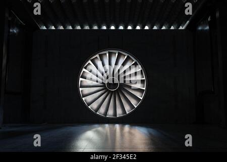 rendering 3d di garage in calcestruzzo con sistema di ventilazione Foto Stock