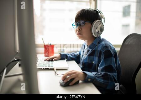 Programmi di codifica figlio Foto Stock